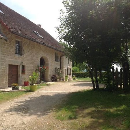 Chez Robert Et Catherine Dompierre-sur-Mont Екстериор снимка