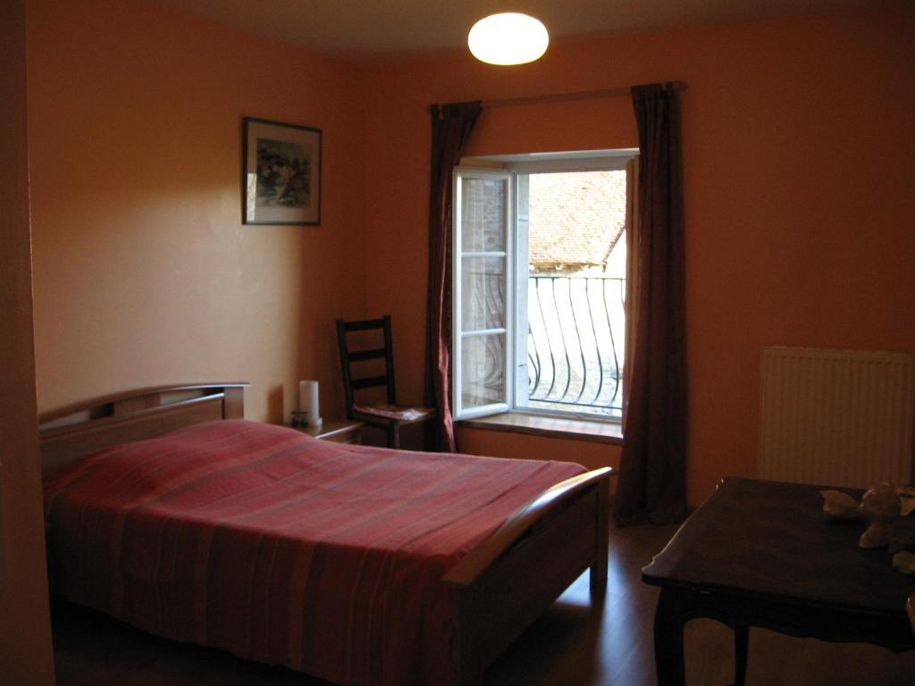 Chez Robert Et Catherine Dompierre-sur-Mont Стая снимка
